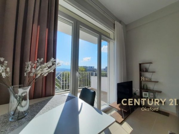 Tirane, jepet me qera apartament 2+1 Kati 1, 97 m² 900 € 