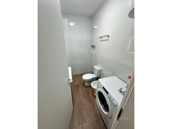 Tirane, shitet apartament 2+1 Kati 8, 105 m² 168.000 € (Rruga Sokrat Miho)