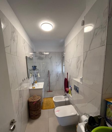 Tirane, shitet apartament 2+1 Kati 8, 91 m² 205.000 € (selvia , rruga e dibres)