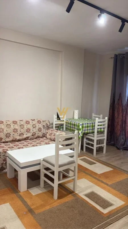 Tirane, jepet me qera apartament 1+1+Ballkon Kati 6, 60 m² 500 € (ASTIR)