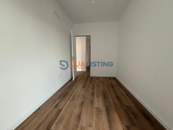 Tirane, shitet apartament 3+1+Ballkon Kati 6, 133 m² 133.900 € (Paskuqan)