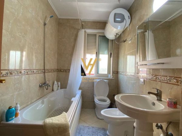 Tirane, jepet me qera apartament 1+1+Ballkon Kati 7, 70 m² 450 € (DON BOSKO)