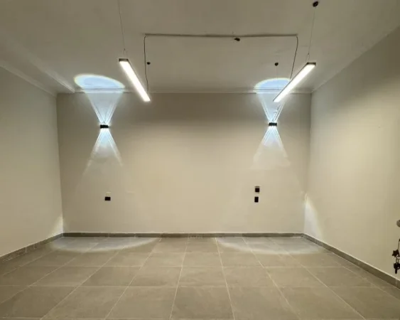 Tirane, jepet me qera dyqan Kati 0, 30 m² 400 € (selite , rruga irfan tomini)