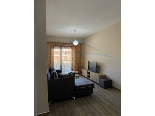 Durres, shitet apartament 1+1+Ballkon Kati 1, 63 m² 100.000 € (Golem)