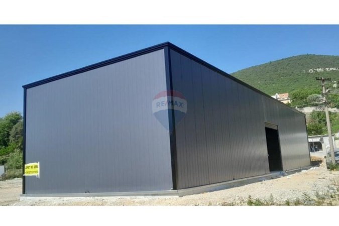 Tirane, shitet magazine , 1.200 m² 300.000 € (Tufinë, Tiranë(ID: 530471009-119)