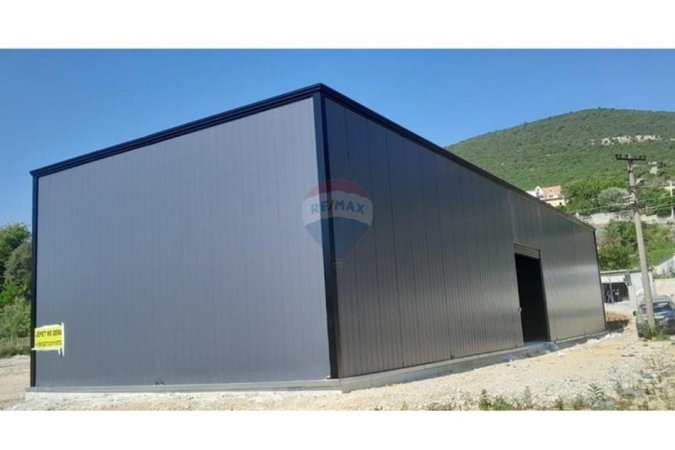 Tirane, shitet magazine , 1.200 m² 300.000 € (Tufinë, Tiranë(ID: 530471009-119)