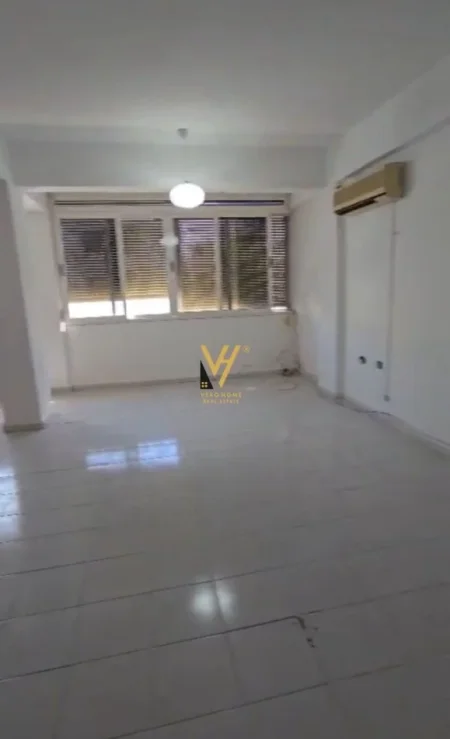 Durres, shitet apartament 2+1+Ballkon Kati 2, 85 m² 120.000 € (VALA PARK)