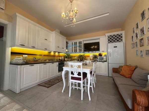 Tirane, shitet apartament+verande | Penthouse 1+1 Kati 7, 65 m² 168.000 € 