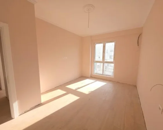 Tirane, jepet me qera zyre Kati 7, 100 m² 1.100 € (komuna e parisit)