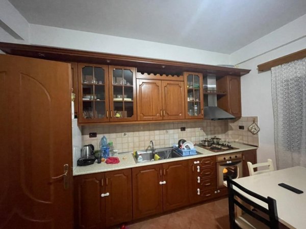Tirane, shitet apartament 1+1 Kati 2, 107 m² 144.500 € (Selite)
