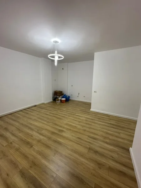 Tirane, shitet apartament 2+1 Kati 3, 76 m² 120.000 € 