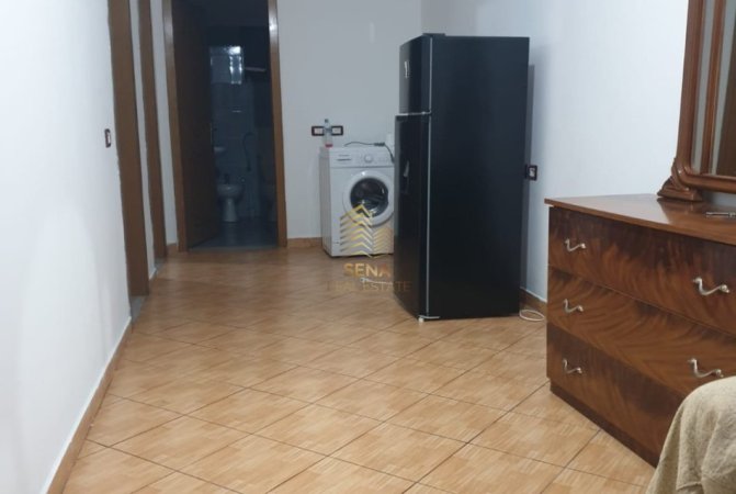 Tirane, jepet me qera apartament 2+1 Kati 2, 80 m² 450 € (Rruga Njazi Meka)