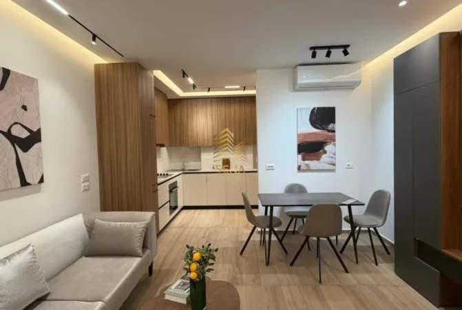 Tirane, jepet me qera apartament 1+1+Ballkon Kati 3, 70 m² 750 € (Zogu i Zi)