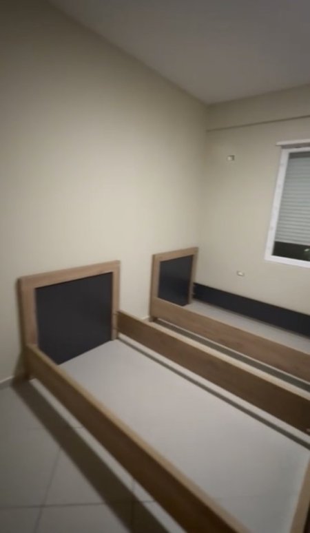 Tirane, jepet me qera apartament 2+1 Kati 4, 112 m² 650 € 