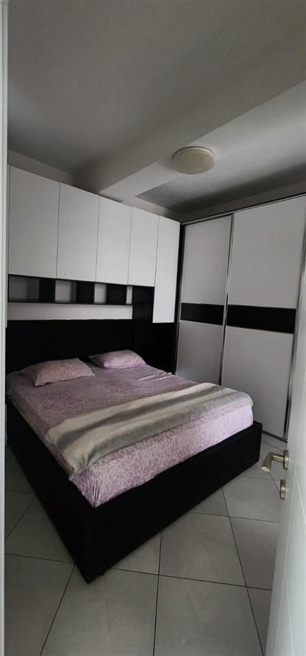 Tirane, jepet me qera apartament 2+1 Kati 3, 75 m² 550 € (RRUGA E KAVAJES)