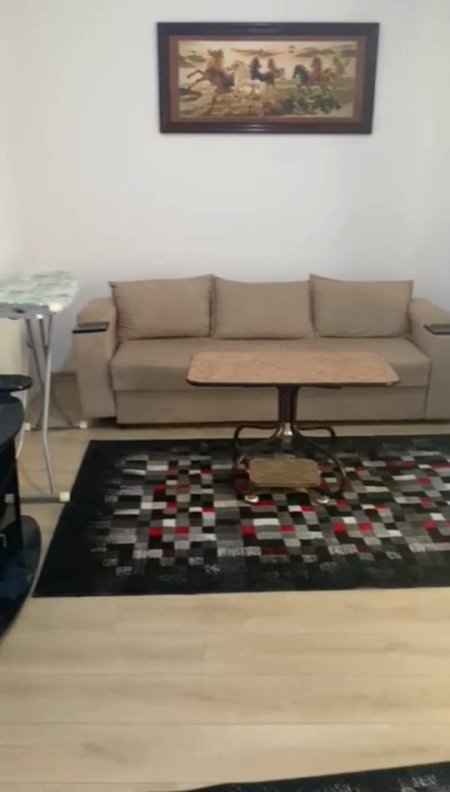 Tirane, jepet me qera apartament 2+1 Kati 1, 500 € 