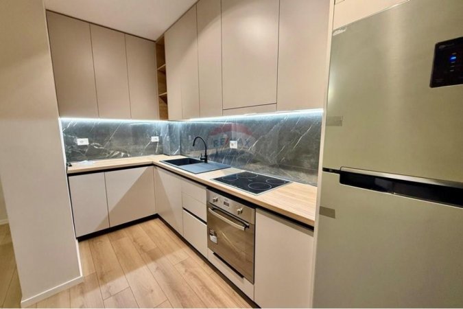 Tirane, jepet me qera apartament 2+1 Kati 6, 550 € (Tom Pllezha)