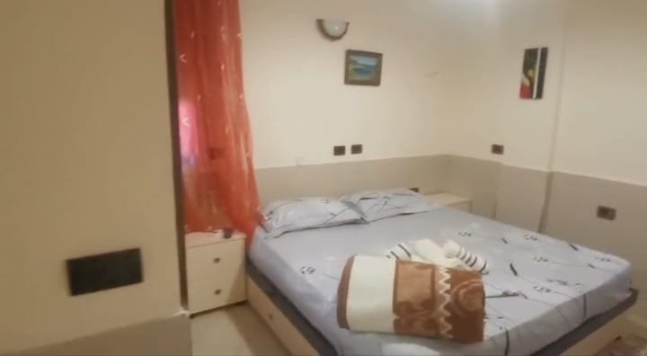 Tirane, jepet me qera apartament 1+1 Kati 2, 430 € 