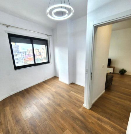 Apartament me qera Pazari i ri (8).jpeg