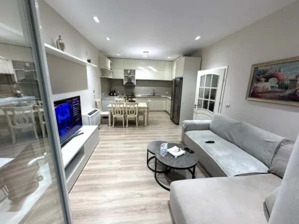 Jepet me Qera Vile Private ne Don Bosko, Perballe Vizion Plusit,  800 €uro