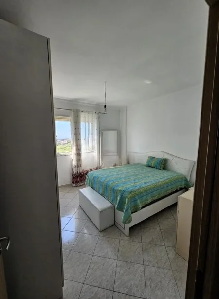 Tirane, jepet me qera apartament 2+1 Kati 4, 100 m² 140.000 € (fresku)