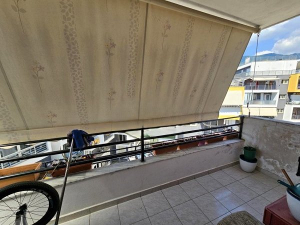 Tirane, jepet me qera apartament 2+1 Kati 4, 100 m² 140.000 € (fresku)