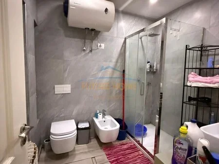 Tirane, shitet apartament 2+1 Kati 5, 107 m² 210.000 € 