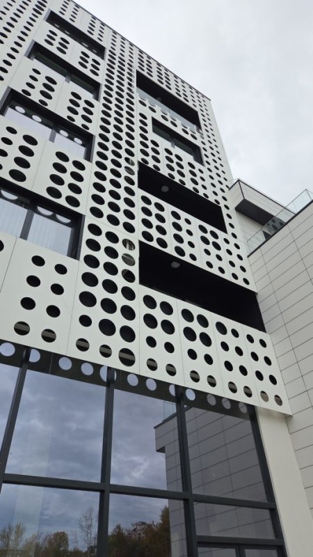 Tirane, shes ambjent biznesi Kati 0, 450 m² 