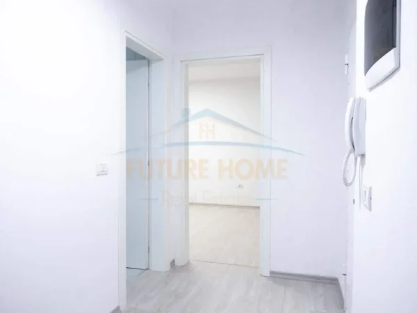 Tirane, jap me qera apartament 2+1 Kati 6, 95 m² 900 € 