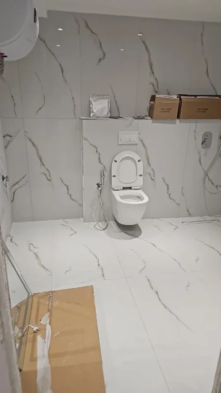 Tirane, jepet me qera apartament 1+1+Ballkon Kati 1, 210 m² 1.500 € (KODRA E DIELLIT)