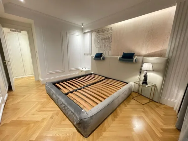 Tirane, Shitet Apartament 2+1 Kati 2, 165 m² 369.000 €