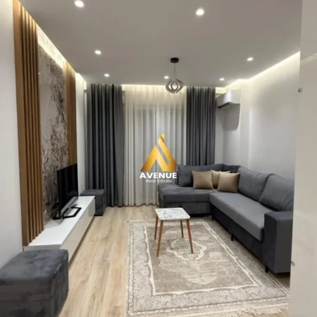 Tirane, jepet me qera apartament 1+1+Ballkon Kati 2, 65 m² 550 € (sokrat miho)