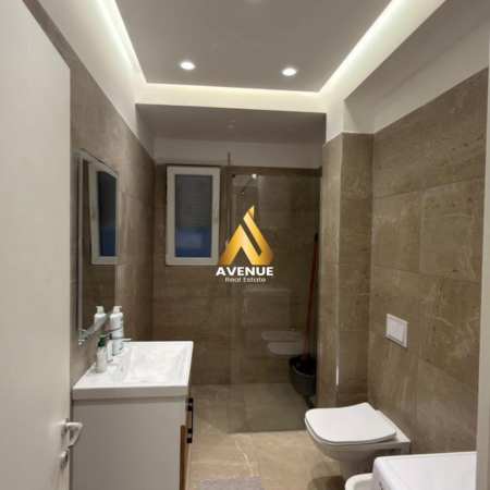 Green and White Minimalist House for Sale Facebook Post - 2025-12-04T143637.365.png