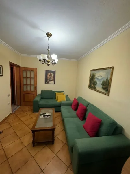 Tirane, shitet apartament 2+1 Kati 2, 60 m² 155.000 € (Rruga Mahmut Bobrati)