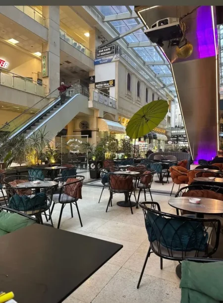 Tirane, shitet garazh | post parkimi Kati -2, 13 m² 40.000 € (Rruga e "Barrikadave")