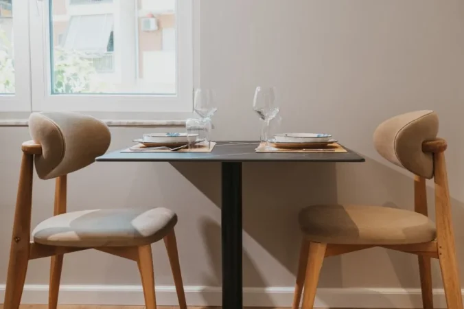 Tirane, jepet me qera apartament 2+1+Ballkon Kati 3, 60 m² 1.100 € (Shallvaret)