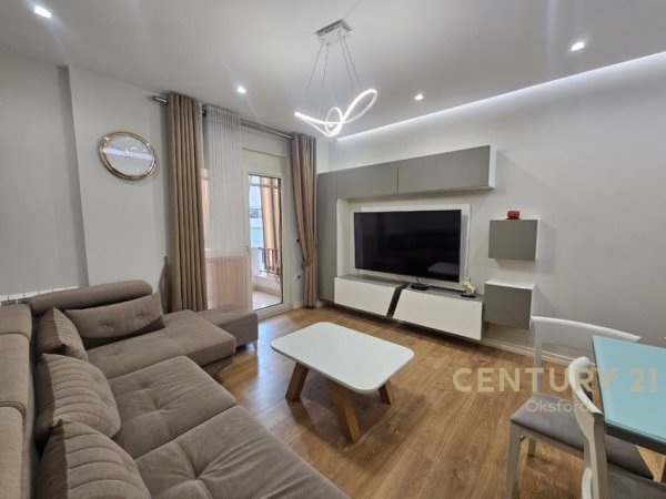 Tirane, shitet apartament 2+1 Kati 3, 102 m² 170.000 € 