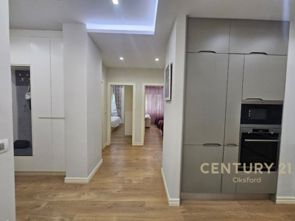 Tirane, shitet apartament 2+1 Kati 3, 102 m² 170.000 € 