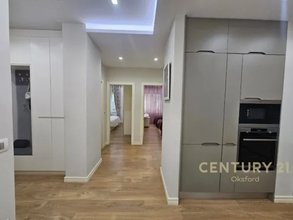 Tirane, shitet apartament 2+1 Kati 3, 102 m² 170.000 € 