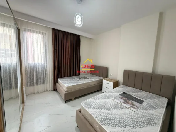 Vlore, shitet apartament 2+1+Ballkon Kati 2, 106 m² 175.000 € (Orikum)