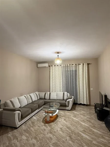 Tirane, jepet me qera apartament 2+1 Kati 3, 108 m² 550 € (ASTIR)