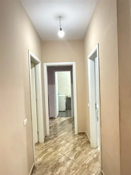 Tirane, jepet me qera apartament 2+1 Kati 3, 108 m² 550 € (ASTIR)