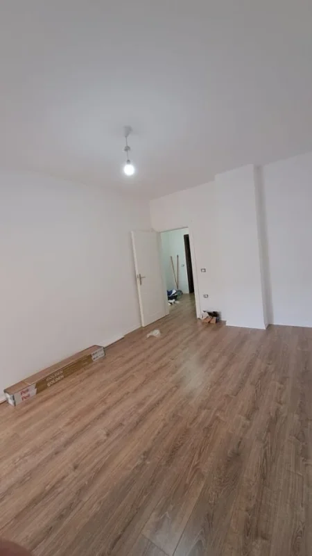Tirane, jepet me qera apartament 1+1 Kati 6, 65 m² 420 € (Astir)