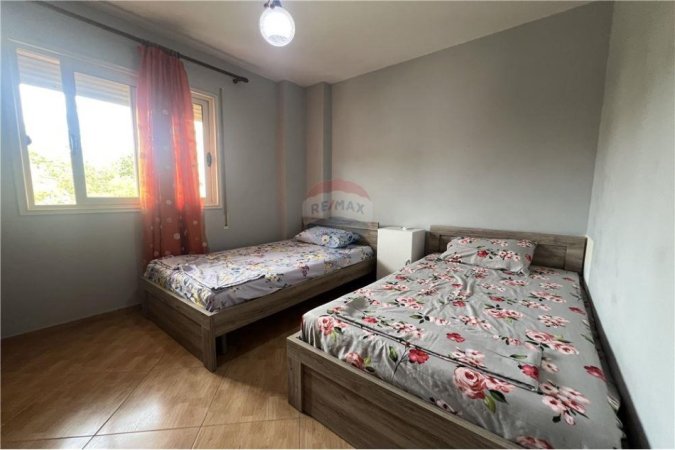 Vlore, jepet me qera 2+1 , 130 m² 450 € (Pranë Klinikës Bakaj, Vlorë)