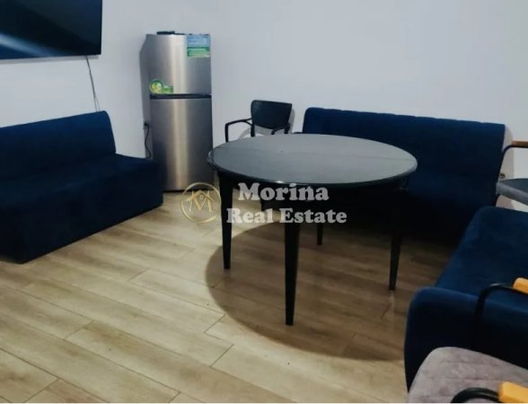 Tirane, jepet me qera apartament 1+1 Kati 0, 40 m² 300 € (Rruga Siri Kodra)