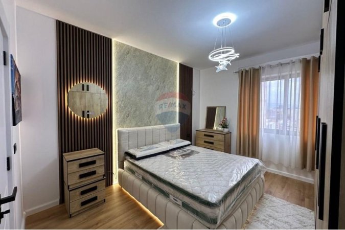 Tirane, shitet apartament 2+1+Ballkon , 95 m² 157.000 € (Astir)