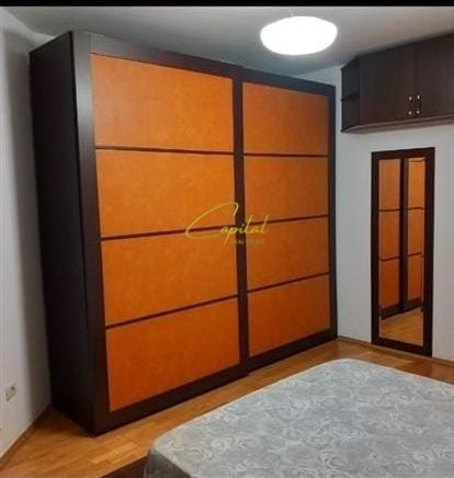 Tirane, jepet me qera apartament 1+1 Kati 4, 70 m² 600 € (21 DHJETORI)