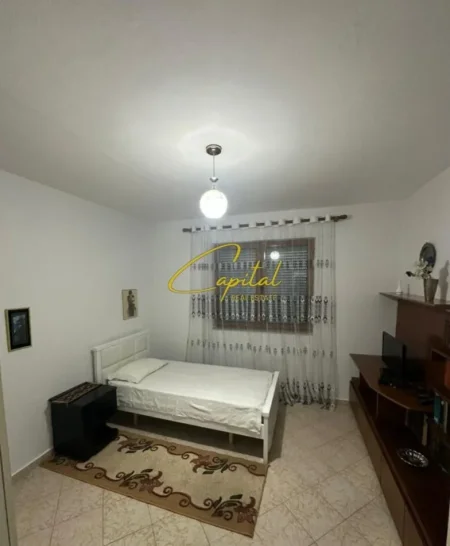 Tirane, jepet me qera apartament 2+1 Kati 5, 72 m² 500 € (PORCELAN)