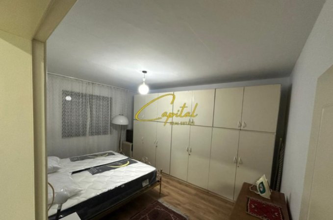 Tirane, jepet me qera apartament 2+1 Kati 5, 72 m² 500 € (PORCELAN)