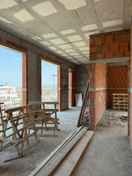 Tirane, shitet apartament 1+1 Kati 3, 70 m² 120.000 € (ISH FUSHA E AVIACIONIT)